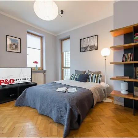 Apartment P&o Plac Europy 2 *